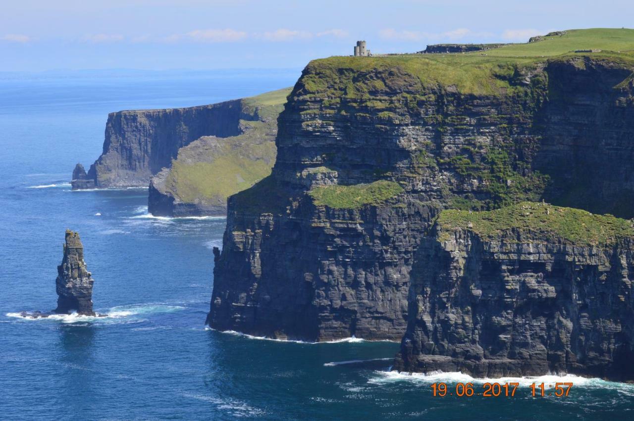 Apartamento Sea Breeze Doolin Exterior foto